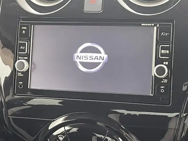 日産 ノート e－パワー X 福島県 2016(平28)年 7.3万km ガーネットレッド エマージェンシーブレーキ/・レーンアシスト/純正ナビ/・型番：MM136D-W/・フルセグTV/Bluetooth/CD/DVD/・アラウンドビューモニター/・ETC/・デジタルインナーミラー/アイドリングストップ/プッシュスタート/・スマートキー/LEDヘッドライト/・オートライト/電動格納ミラー/純正フロアマット/ドアバイザー
