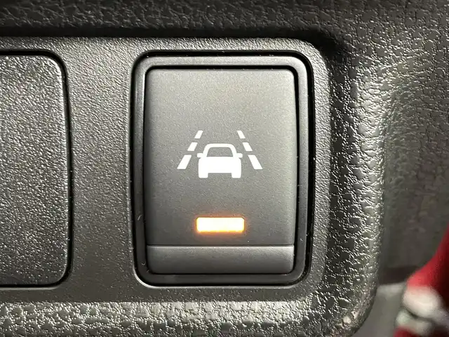日産 ノート e－パワー X 福島県 2016(平28)年 7.3万km ガーネットレッド エマージェンシーブレーキ/・レーンアシスト/純正ナビ/・型番：MM136D-W/・フルセグTV/Bluetooth/CD/DVD/・アラウンドビューモニター/・ETC/・デジタルインナーミラー/アイドリングストップ/プッシュスタート/・スマートキー/LEDヘッドライト/・オートライト/電動格納ミラー/純正フロアマット/ドアバイザー