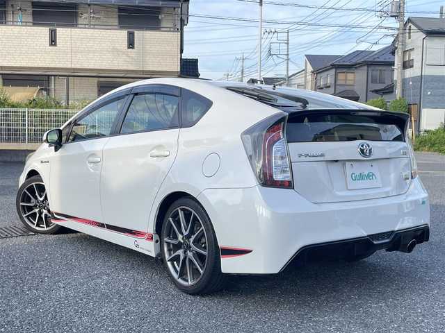 トヨタ プリウス S ツーリングセレ G’s 埼玉県 2013(平25)年 6.1万km ホワイトパールクリスタルシャイン ・ワンオーナー/・保証書/・ディーラー点検記録簿数年あり/・純正ナビ/・フルセグTV/・バックカメラ/・ETC/・プッシュスタート/・スマートキー×２/・革巻きステアリング/・ステアリングスイッチ/・トノカバー/・純正フロアマット/・ドアバイザー/・オートライト/・フォグライト/・電格ミラー/・ウィンカーミラー/・取扱説明書