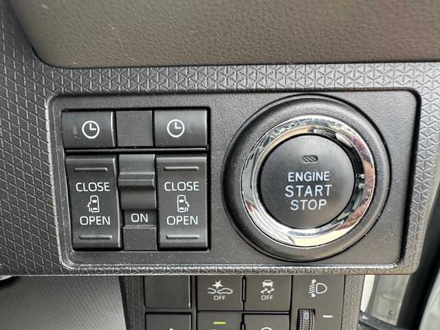 ダイハツ タント X 大阪府 2020(令2)年 1.9万km ホワイト 社外ナビ(MDV-D207BT)/バックカメラ/Bluetooth/CD/DVD/衝突軽減ブレーキ/横滑り防止装置/クリアランスソナー/両側パワースライドドア/ドライブレコーダー/LEDヘッドライト/オートライト/プッシュスタート/スマートキー