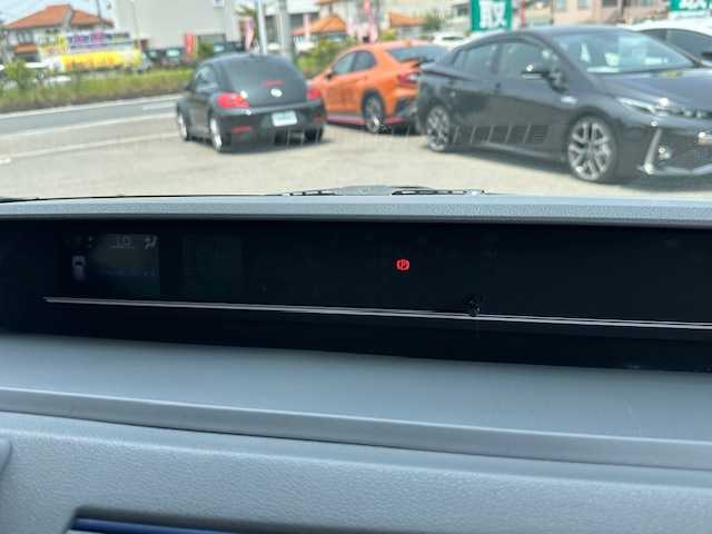 ダイハツ タント X 大阪府 2020(令2)年 1.9万km ホワイト 社外ナビ(MDV-D207BT)/バックカメラ/Bluetooth/CD/DVD/衝突軽減ブレーキ/横滑り防止装置/クリアランスソナー/両側パワースライドドア/ドライブレコーダー/LEDヘッドライト/オートライト/プッシュスタート/スマートキー