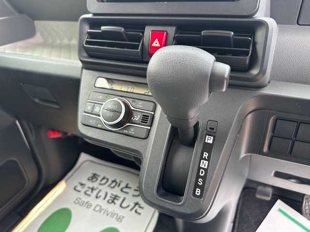 ダイハツ タント X 大阪府 2020(令2)年 1.9万km ホワイト 社外ナビ(MDV-D207BT)/バックカメラ/Bluetooth/CD/DVD/衝突軽減ブレーキ/横滑り防止装置/クリアランスソナー/両側パワースライドドア/ドライブレコーダー/LEDヘッドライト/オートライト/プッシュスタート/スマートキー