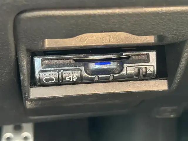 スバル インプレッサ ＷＲＸ STI A－Line 山形県 2011(平23)年 10.1万km スパークシルバーメタリック ＷＯＲＫ１８インチＡＷ/純正７インチナビ/Ｂｌｕｅｔｏｏｔｈ/バックカメラ/ＥＴＣ/パドルシフト/ステアリングスイッチ/ＨＩＤヘッドライト/ハーフレザーシート/パワーシート/純正フロアマット/プッシュスタート/電動格納ミラー/ウィンカーーミラー/スマートキー/ドアバイザー