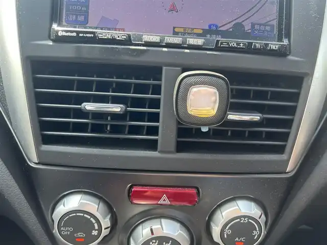 スバル インプレッサ ＷＲＸ STI A－Line 山形県 2011(平23)年 10.1万km スパークシルバーメタリック ＷＯＲＫ１８インチＡＷ/純正７インチナビ/Ｂｌｕｅｔｏｏｔｈ/バックカメラ/ＥＴＣ/パドルシフト/ステアリングスイッチ/ＨＩＤヘッドライト/ハーフレザーシート/パワーシート/純正フロアマット/プッシュスタート/電動格納ミラー/ウィンカーーミラー/スマートキー/ドアバイザー
