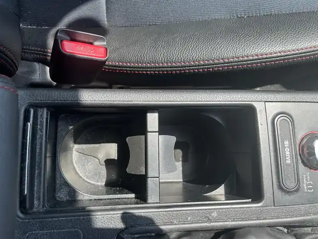 スバル インプレッサ ＷＲＸ STI A－Line 山形県 2011(平23)年 10.1万km スパークシルバーメタリック ＷＯＲＫ１８インチＡＷ/純正７インチナビ/Ｂｌｕｅｔｏｏｔｈ/バックカメラ/ＥＴＣ/パドルシフト/ステアリングスイッチ/ＨＩＤヘッドライト/ハーフレザーシート/パワーシート/純正フロアマット/プッシュスタート/電動格納ミラー/ウィンカーーミラー/スマートキー/ドアバイザー