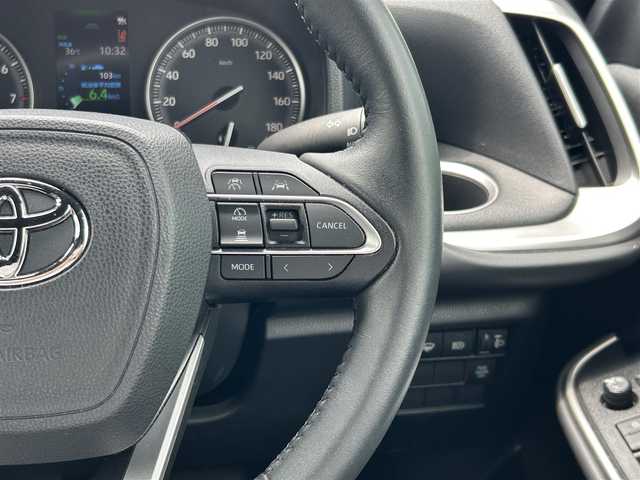 トヨタ ヴォクシー S－G 愛知県 2022(令4)年 1.4万km アティチュードブラックマイカ 純正メモリナビ/フルセグテレビ/バックカメラ/Bluetooth/フリップダウンモニター/ウィンカーミラー/クルーズコントロール/プッシュスタート/両側パワースライドドア/ビルトインETC2.0/レザーステアリング/衝突軽減ブレーキ/レーンキープ/サイドリフトアップチルシート