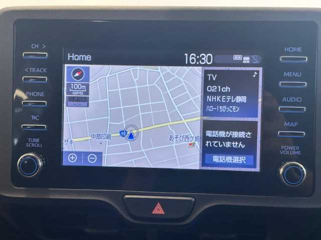 トヨタ ヤリス ハイブリッド X 静岡県 2020(令2)年 12.9万km シルバーM (株)IDOMが運営する【じしゃロン浜松店】の自社ローン専用車両になりますこちらは現金またはオートローンご利用時の価格です。自社ローンご希望の方は別途その旨お申付け下さい/トヨタ純正ナビ/前後コーナーセンサー/追従走行/衝突被害軽減システム/オートハイビーム/レーンキープアシスト/ビルトインＥＴＣ/横滑り防止装置/盗難防止装置/カーテンエアバック/バックカメラ
