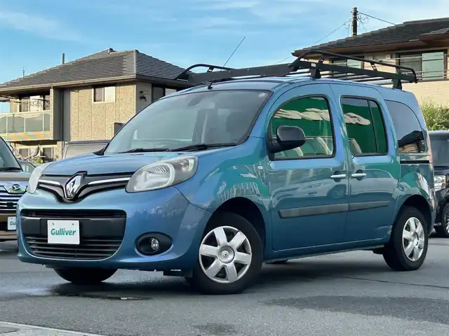 ルノー カングー ゼン 静岡県 2016(平28)年 5.5万km 青 ＳＤナビ（Ｂｌｕｅｔｏｏｔｈ、ＤＶＤ、ＣＤ、フルセグＴＶ）/ＥＴＣ/スペアキー/純正フロアマット/オートエアコン/リモコンキー/横滑り防止装置/ダブルエアバッグ/ハロゲンヘッドライト/パワーステアリング/パワーウインドウ/ABS