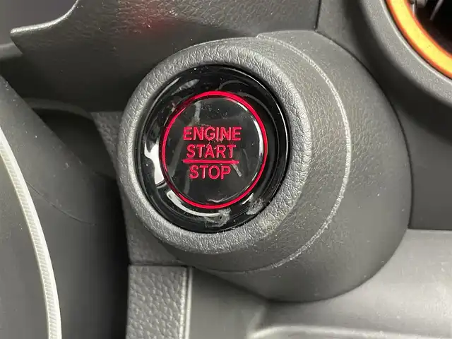 ホンダ Ｎ ＯＮＥ RS 千葉県 2023(令5)年 1万km クリスタルブラックパール HONDA Sensing/・衝突軽減ブレーキ/・誤発進抑制機能/・歩行者事故低減ステアリング/・先行車発進お知らせ機能/・標識認識機能/・路外逸脱抑制機能/・渋滞追従機能付クルーズコントロール/・車線維持支援システム/・後方誤発進抑制機能/・オートハイビーム/・パーキングセンサーシステム/純正9型メモリーナビ/・Bluetooth接続/・CD/DVD再生/・フルセグTV/・バックカメラ/コーナーセンサー/LEDヘッドライト/スマートキー/純正15インチAW/シートヒーター/レーダークルーズコントロール