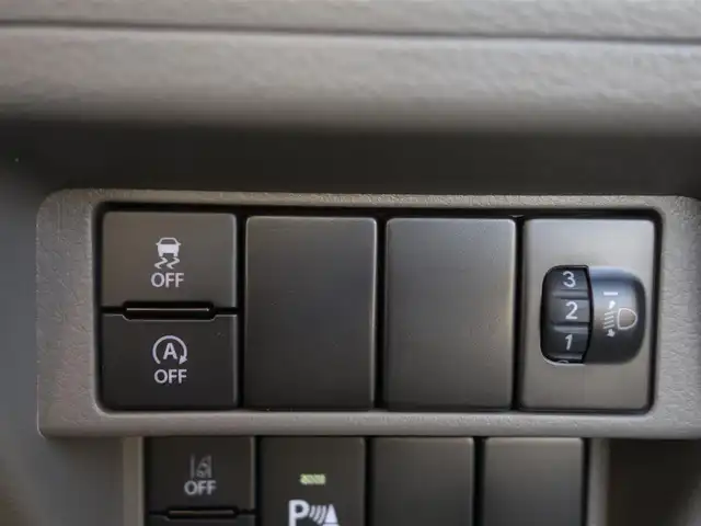 スズキ エブリイ PA 山形県 2024(令6)年 0.1万km スペリアホワイト パートタイム4WD/デュアルカメラブレーキサポート/カーラジオ/　　【AM/FM】/両側スライドドア/オートライト/撥水シート/コーナーセンサー/アイドリングストップ/純正フロアマット/オーバーヘッドシェルフ/スペアキー×1