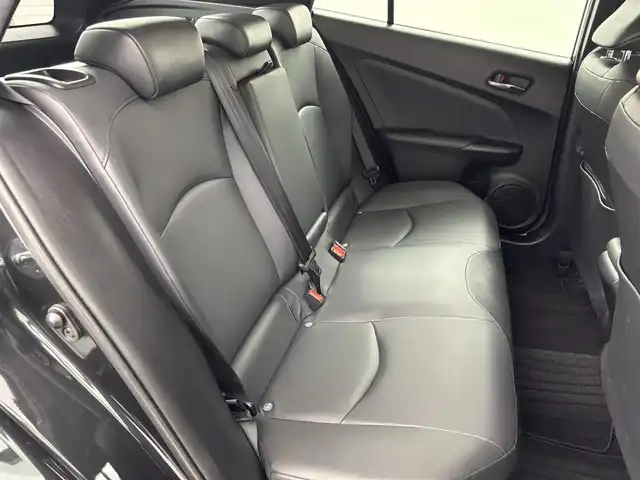 トヨタ プリウス S ツーリングセレ ブラックED 福岡県 2021(令3)年 7.9万km プレシャスブラックパール 純正ディスプレイオーディオ／フルセグＴＶ　/全方位カメラ　/レーダークルーズコントロール　/コーナーセンサー　/衝突被害軽減ブレーキ　/レーンキープ　/シートヒーター　/ビルトインＥＴＣ２．０　/前後ドラレコ　/ＬＥＤヘッドライト