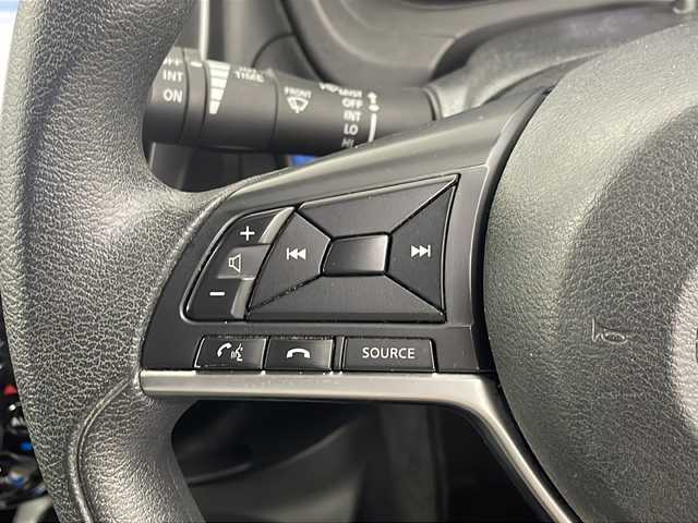 日産 ノート e－パワー X Vセレクション 埼玉県 2020(令2)年 3.8万km シルバー ・純正ナビ/・AM/FM/・フルセグTV/Bluetooth/・CD/USB/・全方位カメラ/・前後ドライブレコーダー/・ステアリングリモコン/・PCS/・LDA/・プッシュスタート/・スマートキー/・ドライブモードセレクト/・デジタルインナーミラー/・ウィンカーミラー/・パワーウィンドウ/・社外フロアマット/・純正ドアバイザー/・純正１５インチアルミホイール