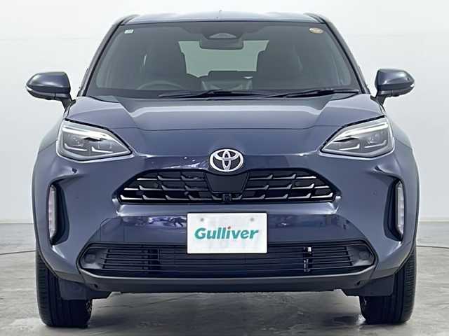 トヨタ ヤリスクロス ハイブリッド Z 道央・札幌 2025(令7)年 0.1千km グレー ・4WD　/・寒冷地仕様/・純正ディスプレイオーディオナビ&BT&USB&TV　/・パノラミックビューモニター/・バックカメラ/・トヨタセーフティセンス/・レーダークルーズコントロール/・レーンキープアシスト/・ブラインドスポットモニター/・コーナーセンサー/・D席パワーシート/・前席シートヒーター/・ハーフレザーシート/・ステアリングヒーター/・ステアリングスイッチ/・LEDヘッドライト/・オートライト/・オートマチックハイビーム/・スマートキー