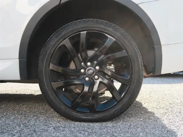 ランドローバー ランドローバー ディスカバリースポーツ　HSE 千葉県 2016(平28)年 4.4万km 白 純正ナビ/バックカメラ/サイドカメラ/フルセグＴＶ/パノラマルーフ/ＭＥＲＩＤＩＡＮサラウンドシステム/前後ドライブレコーダー/純正20インチAW/クルーズコントロール/電動リアゲート　/ETC/黒革/全席シートヒーター/ステアリングヒーター/パドルシフト/ATPC(オールテレイン・プログレス・コントロール)/取説/保証書/スマートキー×2本