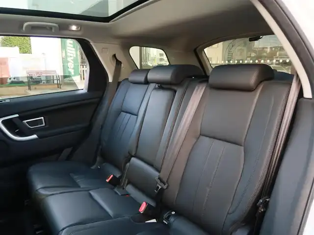 ランドローバー ランドローバー ディスカバリースポーツ　HSE 千葉県 2016(平28)年 4.4万km 白 純正ナビ/バックカメラ/サイドカメラ/フルセグＴＶ/パノラマルーフ/ＭＥＲＩＤＩＡＮサラウンドシステム/前後ドライブレコーダー/純正20インチAW/クルーズコントロール/電動リアゲート　/ETC/黒革/全席シートヒーター/ステアリングヒーター/パドルシフト/ATPC(オールテレイン・プログレス・コントロール)/取説/保証書/スマートキー×2本
