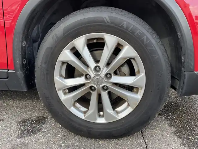 日産 エクストレイル 20X エマージェンシーブレーキ 新潟県 2014(平26)年 7.6万km バーニングレッド (株)IDOMが運営する【じしゃロン新潟店】の自社ローン専用車両になります。/こちらは現金またはオートローンご利用時の価格です。自社ローンご希望の方は別途その旨お申付け下さい/プッシュスタート/スマートキー/スペアキー１本付き/純正ナビ/ワンセグテレビ(走行時視聴不可)/Bluetooth接続可能/CD、DVD、AM、FM視聴可能/全方位カメラ/クルーズコントロール/ドライブレコーダー/ETC/シートヒーター(D席N席)/リモコンオートバックドア/本革巻きステアリング/ウインカーミラー/純正AW