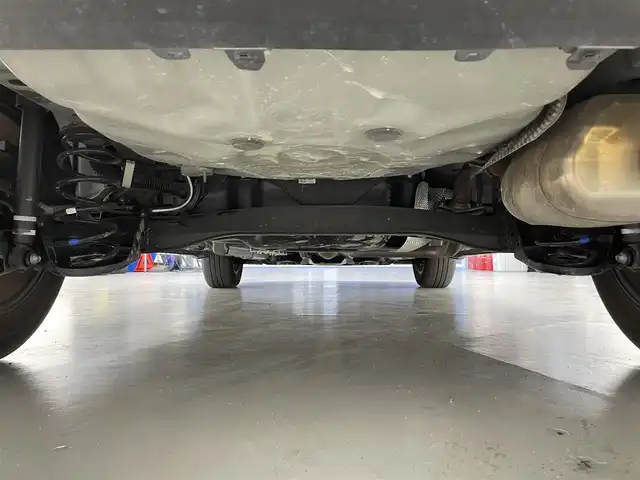 トヨタ ヤリスクロス G 滋賀県 2022(令4)年 3万km ブラックマイカ 純正8インチディスプレイオーディオ/【Bluetooth/フルセグTV/Apple CarPlay/Android Auto】/ハーフレザーシート/全方位カメラ/追従クルーズコントロール/クリアランスソナー/レーンキープアシスト/LEDヘッドライト/オートマチックハイビーム/衝突被害軽減ブレーキ/ビルトインETC2.0/電動パーキングブレーキ/オートブレーキホールド/MTモード付AT/プッシュスタート/スマートキー/ステアリングリモコン