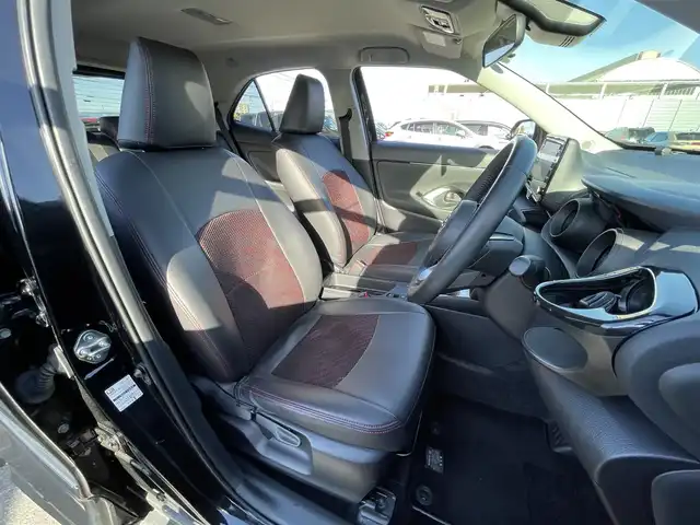 トヨタ ヤリスクロス G 滋賀県 2022(令4)年 3万km ブラックマイカ 純正8インチディスプレイオーディオ/【Bluetooth/フルセグTV/Apple CarPlay/Android Auto】/ハーフレザーシート/全方位カメラ/追従クルーズコントロール/クリアランスソナー/レーンキープアシスト/LEDヘッドライト/オートマチックハイビーム/衝突被害軽減ブレーキ/ビルトインETC2.0/電動パーキングブレーキ/オートブレーキホールド/MTモード付AT/プッシュスタート/スマートキー/ステアリングリモコン