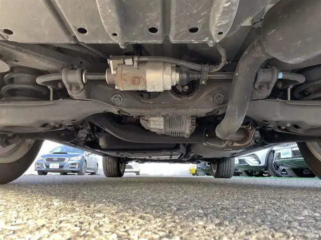 レクサス ＲＸ 450h Fスポーツ 兵庫県 2016(平28)年 5.2万km ホワイトノーヴァガラスフレーク /OP パノラマルーフ（チルト&アウタースライド式）//OP マークレビンソンプレミアムサウンド//OP パノラミックビューモニター//OP インテリジェントクリアランスソナー//OP RCTA//OP BSM//OP ルーフレール//OP 後席シートヒーター//OP 後席パワーシート（電動リクライニング/格納）//純正ナビ（12.3インチ）//地デジ/DVD/BT/USB/AUX//ステアリングリモコン（ステアリングヒーター付）//フルカラーヘッドアップディスプレイ//黒本革シート（電動/ヒーター/ベンチレーション）//3眼フルLEDヘッドランプ//シーケンシャルターンランプ//LEDフォグランプ//ビルトインETC//純正エンジンスターター//レーダークルーズコントロール//レーンキープアシスト//プリクラッシュセーフティ//オートマチックハイビーム