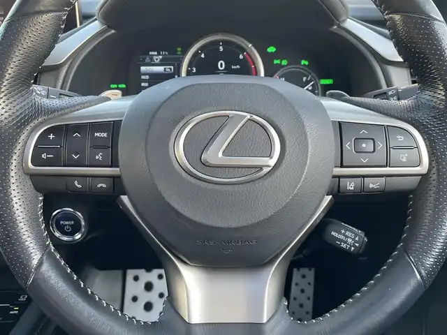 レクサス ＲＸ 450h Fスポーツ 兵庫県 2016(平28)年 5.2万km ホワイトノーヴァガラスフレーク /OP パノラマルーフ（チルト&アウタースライド式）//OP マークレビンソンプレミアムサウンド//OP パノラミックビューモニター//OP インテリジェントクリアランスソナー//OP RCTA//OP BSM//OP ルーフレール//OP 後席シートヒーター//OP 後席パワーシート（電動リクライニング/格納）//純正ナビ（12.3インチ）//地デジ/DVD/BT/USB/AUX//ステアリングリモコン（ステアリングヒーター付）//フルカラーヘッドアップディスプレイ//黒本革シート（電動/ヒーター/ベンチレーション）//3眼フルLEDヘッドランプ//シーケンシャルターンランプ//LEDフォグランプ//ビルトインETC//純正エンジンスターター//レーダークルーズコントロール//レーンキープアシスト//プリクラッシュセーフティ//オートマチックハイビーム