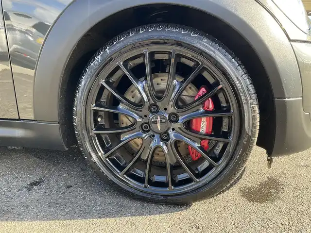 ＭＩＮＩ ミニ クラブマン クーパー S 滋賀県 2011(平23)年 1.5万km エクリプス・グレー・メタリック 1600ccターボ車/ジョンクーパーワークスブレーキキット/ジョンクーパーワークス18インチホイール/カロッツェリア7インチナビ/ワンセグテレビ、CD/ETC/パドルシフト/HIDヘッドライト/フォグランプ/純正フロアマット/取扱説明書/保証書