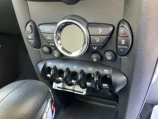 ＭＩＮＩ ミニ クラブマン クーパー S 滋賀県 2011(平23)年 1.5万km エクリプス・グレー・メタリック 1600ccターボ車/ジョンクーパーワークスブレーキキット/ジョンクーパーワークス18インチホイール/カロッツェリア7インチナビ/ワンセグテレビ、CD/ETC/パドルシフト/HIDヘッドライト/フォグランプ/純正フロアマット/取扱説明書/保証書