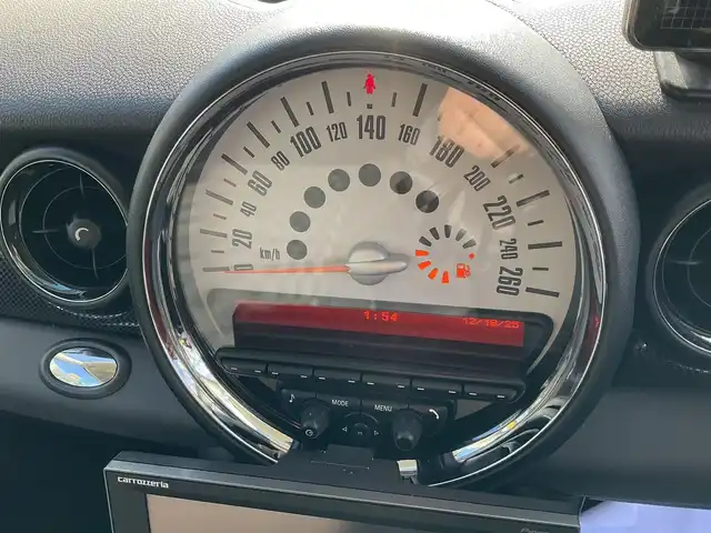 ＭＩＮＩ ミニ クラブマン クーパー S 滋賀県 2011(平23)年 1.5万km エクリプス・グレー・メタリック 1600ccターボ車/ジョンクーパーワークスブレーキキット/ジョンクーパーワークス18インチホイール/カロッツェリア7インチナビ/ワンセグテレビ、CD/ETC/パドルシフト/HIDヘッドライト/フォグランプ/純正フロアマット/取扱説明書/保証書