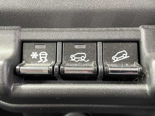 スズキ ハスラー HYBRID X 岩手県 2020(令2)年 2.7万km オフブルーM ワンオーナー/純正9インチSDナビ/AM/FM/CD/DVD/Bluetooth/フルセグTV/フロント/サイド/バックカメラ/全方位カメラ/ドライブレコーダー/衝突被害軽減ブレーキ/レーンキープアシスト/横滑り防止装置/アイドリングストップ/シートヒーター/オートライト/オートハイビーム/HIDヘッドライト/フォグランプ/スマートキー/プッシュスタート/電動格納ミラー/純正15インチAW/純正フロアマット/純正ドアバイザー/スノーモード/ヒーテッドドアミラー/保証書/取扱説明書