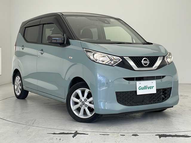 日産 デイズ X 沖縄県 2022(令4)年 2.9万km アッシュブラウン/ソーダブルー 社外ナビ　（CN-HE01WD）/（フルセグ、Ｂｌｕｅｔｏｏｔｈ、CD、DVD）/バックカメラ/ドライブレコーダー/レーンキープアシスト/アイドリングストップ/スマートキー/プッシュスタート/純正１４インチアルミホイール/コーナーセンサー/衝突軽減ブレーキ/純正フロアマット