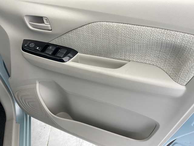 日産 デイズ X 沖縄県 2022(令4)年 2.9万km アッシュブラウン/ソーダブルー 社外ナビ　（CN-HE01WD）/（フルセグ、Ｂｌｕｅｔｏｏｔｈ、CD、DVD）/バックカメラ/ドライブレコーダー/レーンキープアシスト/アイドリングストップ/スマートキー/プッシュスタート/純正１４インチアルミホイール/コーナーセンサー/衝突軽減ブレーキ/純正フロアマット