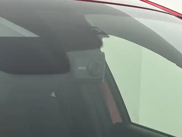 マツダ マツダ３ファストバック 15S ツーリング 道央・札幌 2020(令2)年 3.1万km ソウルレッドクリスタルM ・4WD/・純正SDナビゲーション/　CD/DVD/HDD/HDMI/フルセグ/USB/・i-ACTIVESENSE/・ビルトインETC/・社外ドライブレコーダー前後（ZRR-０１６）/・レーダークルーズコントロール/・横滑り防止装置/・前後コーナーセンサー/・オートライト/・オートマチックハイビーム/・オートブレーキホールド/・LEDヘッドライト/・MTモード付AT/・スマートキー/・プッシュスタート/・スペアキー１本/・純正フロアマット/・純正AW１８インチ/・電動格納ウィンカーミラー/・トノカバー/・取説あり