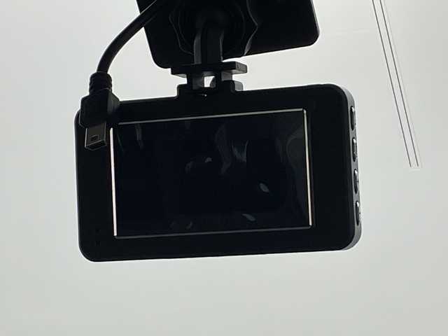 スズキ スペーシア HYBRID G 鹿児島県 2021(令3)年 2.4万km アーバンブラウンパールメタリック KENWOODナビ/スズキセーフティサポート/フルセグTV/CD/DVD再生/Bluetoothオーディオ/バックカメラ/ETC/前方ドライブレコーダー/運転席シートヒーター/レーンキープアシスト/衝突軽減ブレーキ/プッシュスタート/オートライト/ヘッドライトレベライザー/フロアマット/ドアバイザー