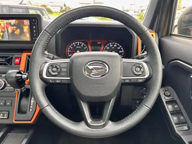 ダイハツ タフト G ターボ 宮城県 2021(令3)年 2.8万km サンドベージュメタリック スカイフィールトップ/ルーフレール/Terzoルーフキャリア/スマートアシスト/・衝突警報機能/・衝突回避支援ブレーキ/・ブレーキ制御機能付誤発進抑制機能/・車線逸脱抑制制御機能/・車線逸脱警報機能/・路側逸脱警報機能/・先行車発進お知らせ機能/・アダプティブドライビングビーム/・全車速追従機能付アダプティブクルーズコントロール/・ふらつき警報/・標識認識機能/・レーンキープコントロール/・コーナーセンサー/純正ナビ（NSZN-W71D）/・CD/DVD/・Bluetooth/・フルセグTV/バックカメラ/ビルトインETC/ドライブレコーダー/シートヒーター/シートカバー/革巻きステアリング/ステアリングスイッチ/電動パーキングブレーキ/ブレーキホールド/LEDヘッドランプ/フォグランプ/オートライト/スマートキー＆プッシュスタート/電動格納ミラー/フロアマット/W/サイド/カーテンエアバッグ/純正15インチAW車載（サマータイヤ）