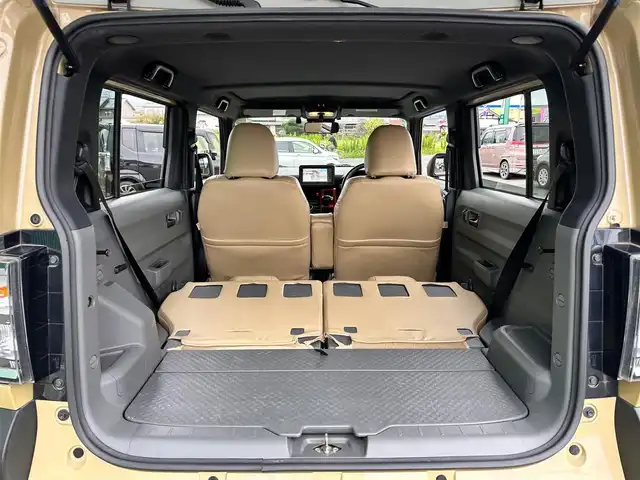 ダイハツ タフト G ターボ 宮城県 2021(令3)年 2.8万km サンドベージュメタリック スカイフィールトップ/ルーフレール/Terzoルーフキャリア/スマートアシスト/・衝突警報機能/・衝突回避支援ブレーキ/・ブレーキ制御機能付誤発進抑制機能/・車線逸脱抑制制御機能/・車線逸脱警報機能/・路側逸脱警報機能/・先行車発進お知らせ機能/・アダプティブドライビングビーム/・全車速追従機能付アダプティブクルーズコントロール/・ふらつき警報/・標識認識機能/・レーンキープコントロール/・コーナーセンサー/純正ナビ（NSZN-W71D）/・CD/DVD/・Bluetooth/・フルセグTV/バックカメラ/ビルトインETC/ドライブレコーダー/シートヒーター/シートカバー/革巻きステアリング/ステアリングスイッチ/電動パーキングブレーキ/ブレーキホールド/LEDヘッドランプ/フォグランプ/オートライト/スマートキー＆プッシュスタート/電動格納ミラー/フロアマット/W/サイド/カーテンエアバッグ/純正15インチAW車載（サマータイヤ）