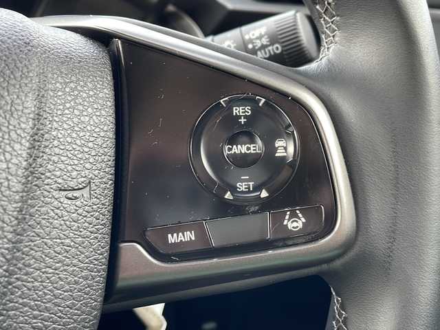 ホンダ シビック ハッチバック ホンダセンシング 新潟県 2021(令3)年 6.4万km プラチナホワイトパール 純正インターナビ(VXM-214VFi)/CD/DVD/BT/フルセグテレビ/SDミュージックサーバー/バックカメラ/ETC2.0/衝突被害軽減ブレーキ/レーンキープアシスト/レーダークルーズコントロール/半革シート/シートヒーター /パワーシート/ステアリングスイッチ/スマートキー/プッシュスタート/LEDヘッドライト/オートライト/オートハイビーム/フォグランプ/純正18インチアルミホイール