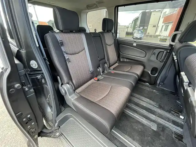 日産 セレナ ハイウェイスター Aセーフティ 道央・札幌 2014(平26)年 7.7万km タイガーアイブラウン ４WD/純正メーカーナビ/CD/DVD/BT/フルセグ/純正フリップダウンモニター/エマージェンシーブレーキ/横滑り防止装置/クルーズコントロール/レーンキープアシスト/クリアランスソナー/アラウンドビューモニター/ビルトインETC/自動防眩ミラー/アイドリングストップ/ECOMODE/両側パワースライドドア/プッシュスタート/スマートキー/LEDヘッドライト/オートライト/フォグランプ/電動格納ミラー/ウィンカーミラー/純正フロアマット/ドアバイザー/純正エンジンスターター