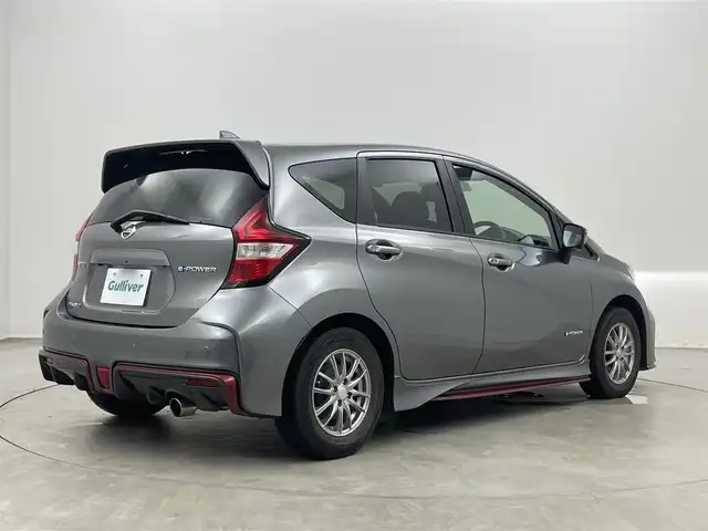 日産 ノート e－パワー ニスモ 埼玉県 2020(令2)年 5.9万km ダークメタルグレー 社外ナビ（9インチ）/Bluetooth、TV、CD、DVD、SD、USB、HDMI、AppleCarPlay、AndroidAuto/ニスモ専用アルカンターラシート/ニスモ専用本革アルカンターラ3本スポーク/アラウンドビューモニター/インテリジェントルームミラー/オートライト/ハイビームアシスト/ヒルスタートアシスト/踏み間違い防止アシスト/車線逸脱警報/プッシュスタート/ETC