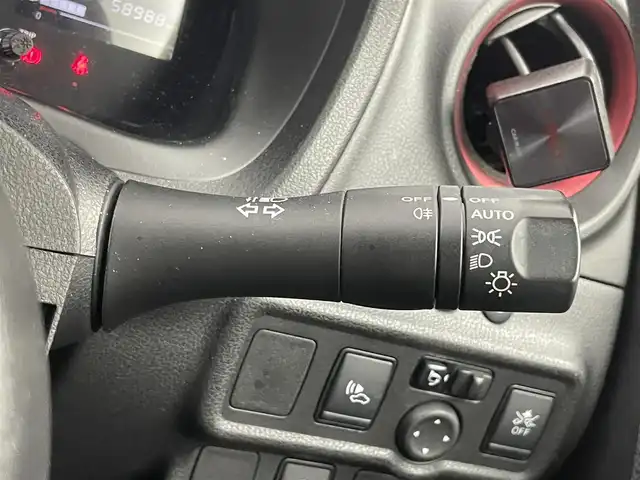 日産 ノート e－パワー ニスモ 埼玉県 2020(令2)年 5.9万km ダークメタルグレー 社外ナビ（9インチ）/Bluetooth、TV、CD、DVD、SD、USB、HDMI、AppleCarPlay、AndroidAuto/ニスモ専用アルカンターラシート/ニスモ専用本革アルカンターラ3本スポーク/アラウンドビューモニター/インテリジェントルームミラー/オートライト/ハイビームアシスト/ヒルスタートアシスト/踏み間違い防止アシスト/車線逸脱警報/プッシュスタート/ETC
