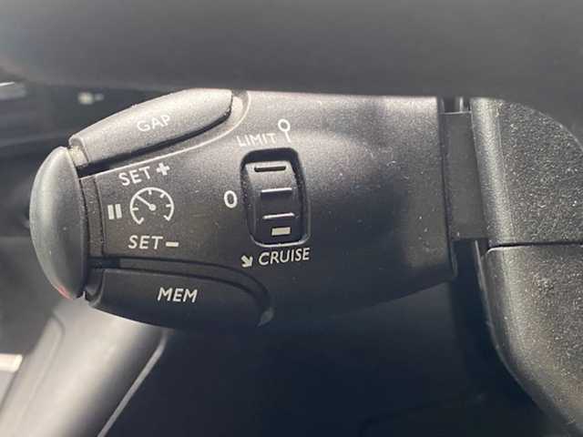 シトロエン ベルランゴ シャイン 兵庫県 2020(令2)年 11.6万km ライトブルー 純正ディスプレイオーディオ/(AppleCarplay/AndroidAuto)/(AM/FM/BT)/バックカメラ/クルーズコントロール/サンルーフ/プッシュスタート/両側スライドドア/ETC/LEDヘッドライト/オートライト/オートハイビーム/コーナーセンサー/ブラインドスポットモニター/パドルシフト/電動格納ミラー/ルーフレール