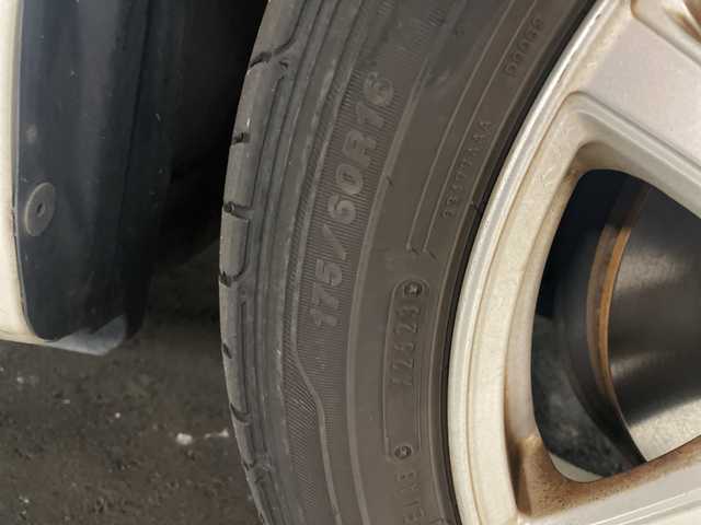 トヨタ ラクティス G 愛知県 2016(平28)年 10.9万km ホワイトパールクリスタルシャイン ドライブレコーダー/社外7インチナビ/バックカメラ/ビルトインETC/バイキセノンヘッドライト/フルセグTV/DVD再生/社外16アルミ/スマートキー/横滑り