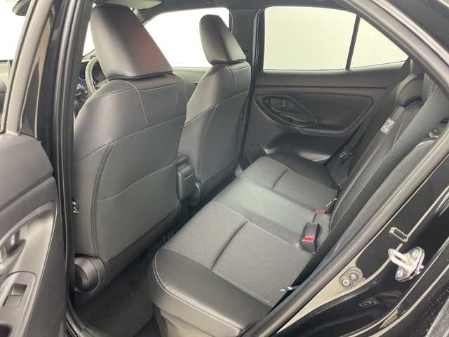 トヨタ ヤリスクロス ハイブリッド Z 道央・札幌 2025(令7)年 0.1千km ブラックマイカ ・4WD　/・寒冷地仕様/・純正ディスプレイオーディオナビ&BT&USB&TV　/・パノラミックビューモニター/・バックカメラ/・トヨタセーフティセンス/・レーダークルーズコントロール/・レーンキープアシスト/・ブラインドスポットモニター/・コーナーセンサー/・D席パワーシート/・前席シートヒーター/・ハーフレザーシート/・ステアリングヒーター/・ステアリングスイッチ/・LEDヘッドライト/・オートライト/・オートマチックハイビーム/・スマートキー