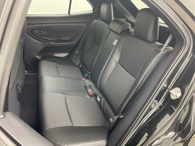 トヨタ ヤリスクロス ハイブリッド Z 道央・札幌 2025(令7)年 0.1千km ブラックマイカ ・4WD　/・寒冷地仕様/・純正ディスプレイオーディオナビ&BT&USB&TV　/・パノラミックビューモニター/・バックカメラ/・トヨタセーフティセンス/・レーダークルーズコントロール/・レーンキープアシスト/・ブラインドスポットモニター/・コーナーセンサー/・D席パワーシート/・前席シートヒーター/・ハーフレザーシート/・ステアリングヒーター/・ステアリングスイッチ/・LEDヘッドライト/・オートライト/・オートマチックハイビーム/・スマートキー