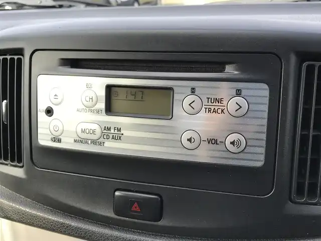 ダイハツ ミラ イース G 鳥取県 2012(平24)年 8.3万km スカイブルー 純正オーディオ/CD/AM/FM/ETC/横滑り防止装置/純正14インチアルミホイール/アイドリングストップ/電動格納ミラー/オートエアコン/フロアマット/ドアバイザー