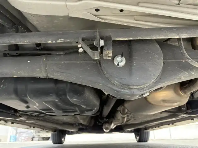 スズキ スペーシア カスタム HYBRID XS ターボ 岩手県 2020(令2)年 6.3万km ピュアホワイトパール/ブラック2トーン 4WD/ハーフレザーシート/全方位カメラ/両側パワースライドドア/ヘッドアップディスプレイ/純正8インチナビ/→フルセグTV/Bluetooth/CD/DVD/FM/AM/バックカメラ/サイドカメラ/ステアリングスイッチ/クルーズコントロール/衝突軽減システム/横滑り防止装置/レーンキープアシスト/オートライト/LEDヘッドライト/LEDフォグライト/〇プッシュスタート/〇電動格納ミラー/〇シンカーミラー/〇シガーソケット/〇USBポート/〇ドアバイザー/〇フロアマット/〇スマートキー/〇取扱説明書/スペアキー/ETC/2列目サンシェード/2列目テーブル