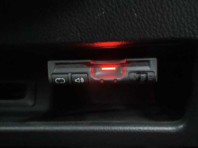 日産 デイズ ルークス ハイウェイスターX 福岡県 2015(平27)年 5.8万km クールシルバー 純正ナビ/【CD.DVD.Bluetooth.フルセグTV】/アラウンドビューモニター/衝突軽減ブレーキ/ETC/片側パワースライドドア/キセノンヘッドライト/オートライト/アイドリングストップ/純正アルミホイール/プッシュスタート/スマートキー