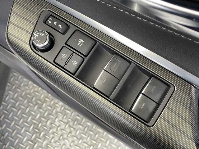 トヨタ ハリアー G 栃木県 2021(令3)年 3.7万km ホワイトパールクリスタルシャイン ワンオーナー/純正8インチディスプレイオーデイオ/(フルセグTV・Bluetooth・USB・AUX)/バックカメラ/モデリスタエアロ/トヨタセーフティセンス/・プリクラッシュセーフティ/・レーンキープアシストシステム/・アダプティブクルーズコントロール/・オートハイビーム/前後コーナーセンサー/デジタルインナーミラー型ドライブレコーダー/パワーバックドア/運転席パワーシート/LEDヘッドライト/オートライト/ビルトインETC/純正アルミホイール/純正フロアマット/取扱説明書/保証書