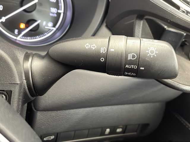 トヨタ ハリアー G 栃木県 2021(令3)年 3.7万km ホワイトパールクリスタルシャイン ワンオーナー/純正8インチディスプレイオーデイオ/(フルセグTV・Bluetooth・USB・AUX)/バックカメラ/モデリスタエアロ/トヨタセーフティセンス/・プリクラッシュセーフティ/・レーンキープアシストシステム/・アダプティブクルーズコントロール/・オートハイビーム/前後コーナーセンサー/デジタルインナーミラー型ドライブレコーダー/パワーバックドア/運転席パワーシート/LEDヘッドライト/オートライト/ビルトインETC/純正アルミホイール/純正フロアマット/取扱説明書/保証書