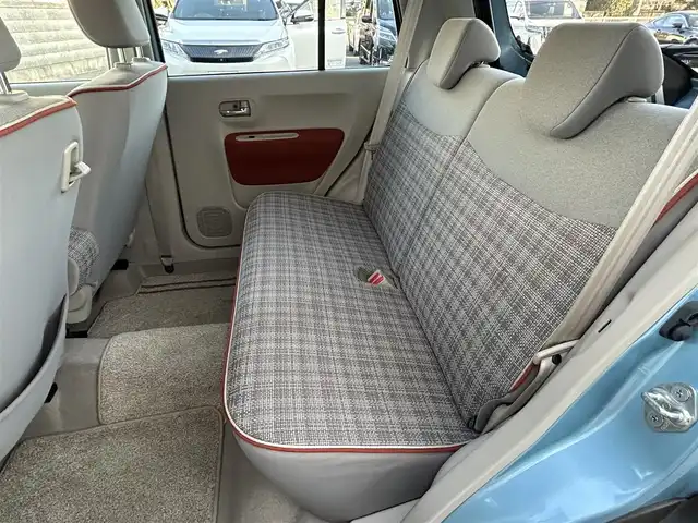 スズキ ラパン S セレクション 茨城県 2018(平30)年 4.3万km フィズブルーパールメタリック/ホワイト ・社外SDナビ(CD/DVD/BT/TV/FM/AM)/・ETC/・衝突被害軽減システム/・前席シートヒーター/・ステアリングスイッチ/・純正フロアマット/・純正ドアバイザー/・プッシュスタート/・アイドリングストップ