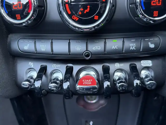 ＭＩＮＩ ミニ クーパー S コンバーチブル 佐賀県 2020(令2)年 4.9万km MINI Yoursエニグマティックブラック 純正SDナビ(AM/FM/BT)/バックモニター/ドラレコ/ETC/横滑り防止装置/クリアランスソナー/レーダークルーズコントロール/シートヒーター/アイドリングストップ/USB/純正フロアマット/純正LEDヘッドライト/純正18インチアルミホイール
