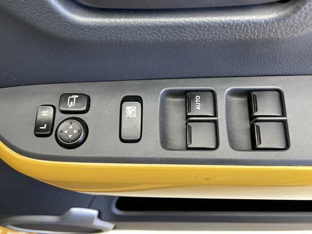 スズキ ハスラー G 千葉県 2017(平29)年 4.7万km アクティブイエロー/ブラック2トーンルーフ レーダーブレーキサポート/KENWOODナビ(MDV-L404)/CD　DVD　ワンセグTV　FM　AM/バックカメラ/前席シートヒーター/前方ドライブレコーダー/純正フロアマット/純正ドアバイザー/オートエアコン/プッシュスタート/スマートキー/アイドリングストップ/横滑り防止装置